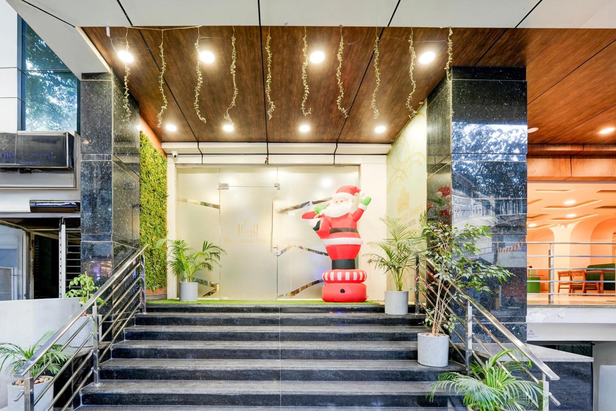 Super Townhouse Oak Aecs Formerly Bangalore Times Exteriör bild