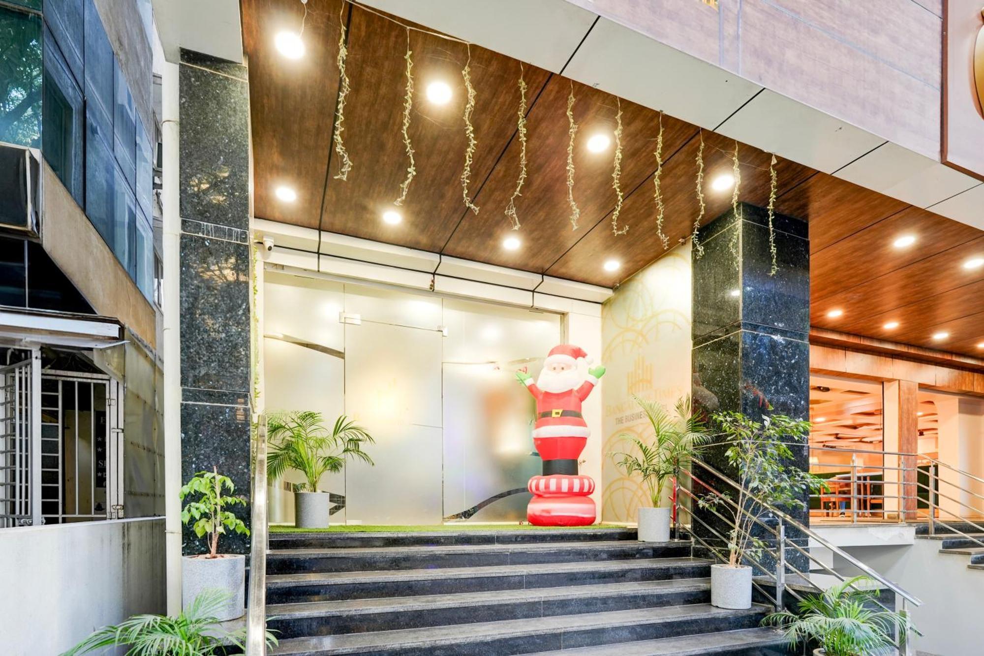 Super Townhouse Oak Aecs Formerly Bangalore Times Exteriör bild