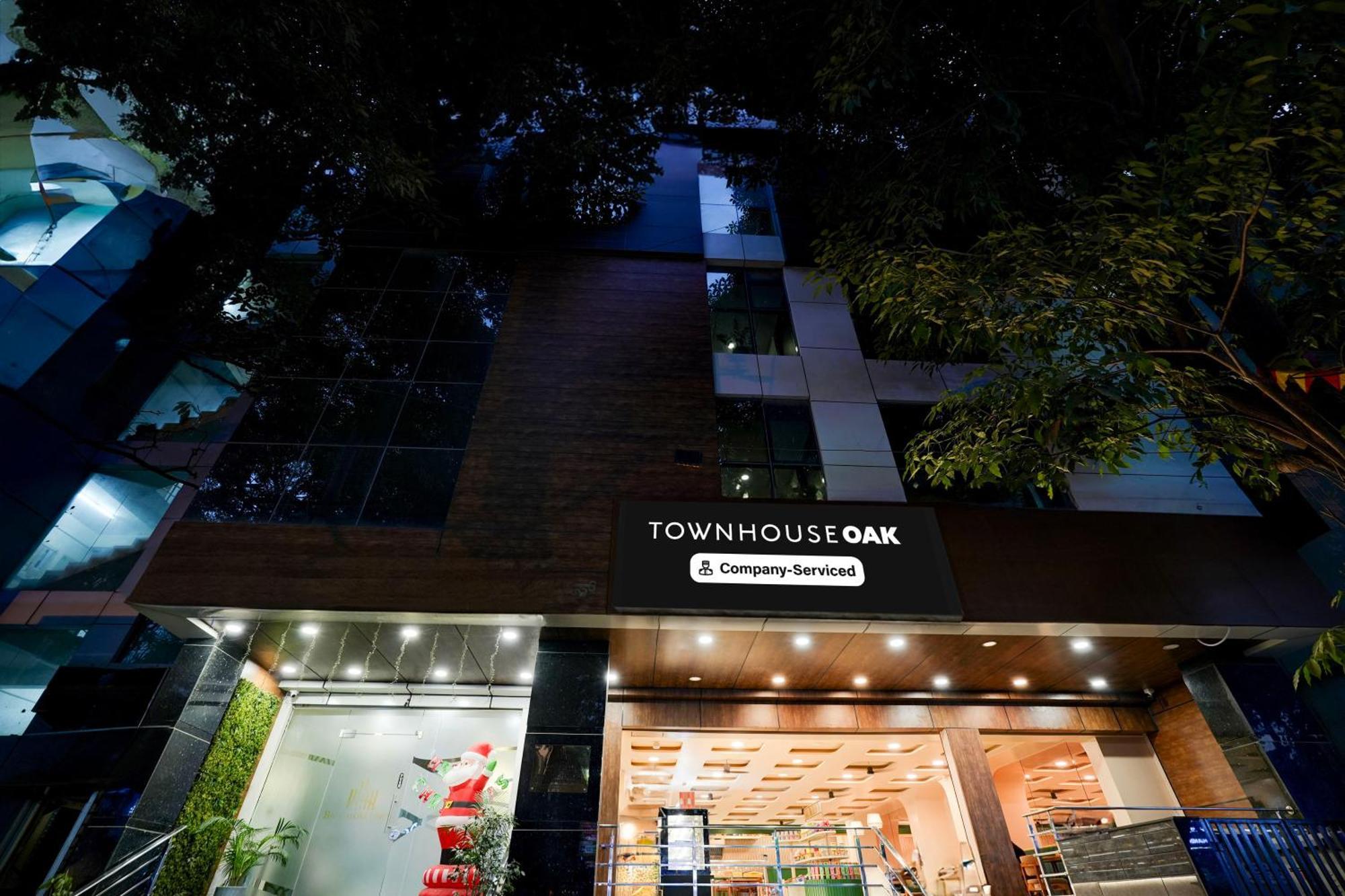 Super Townhouse Oak Aecs Formerly Bangalore Times Exteriör bild