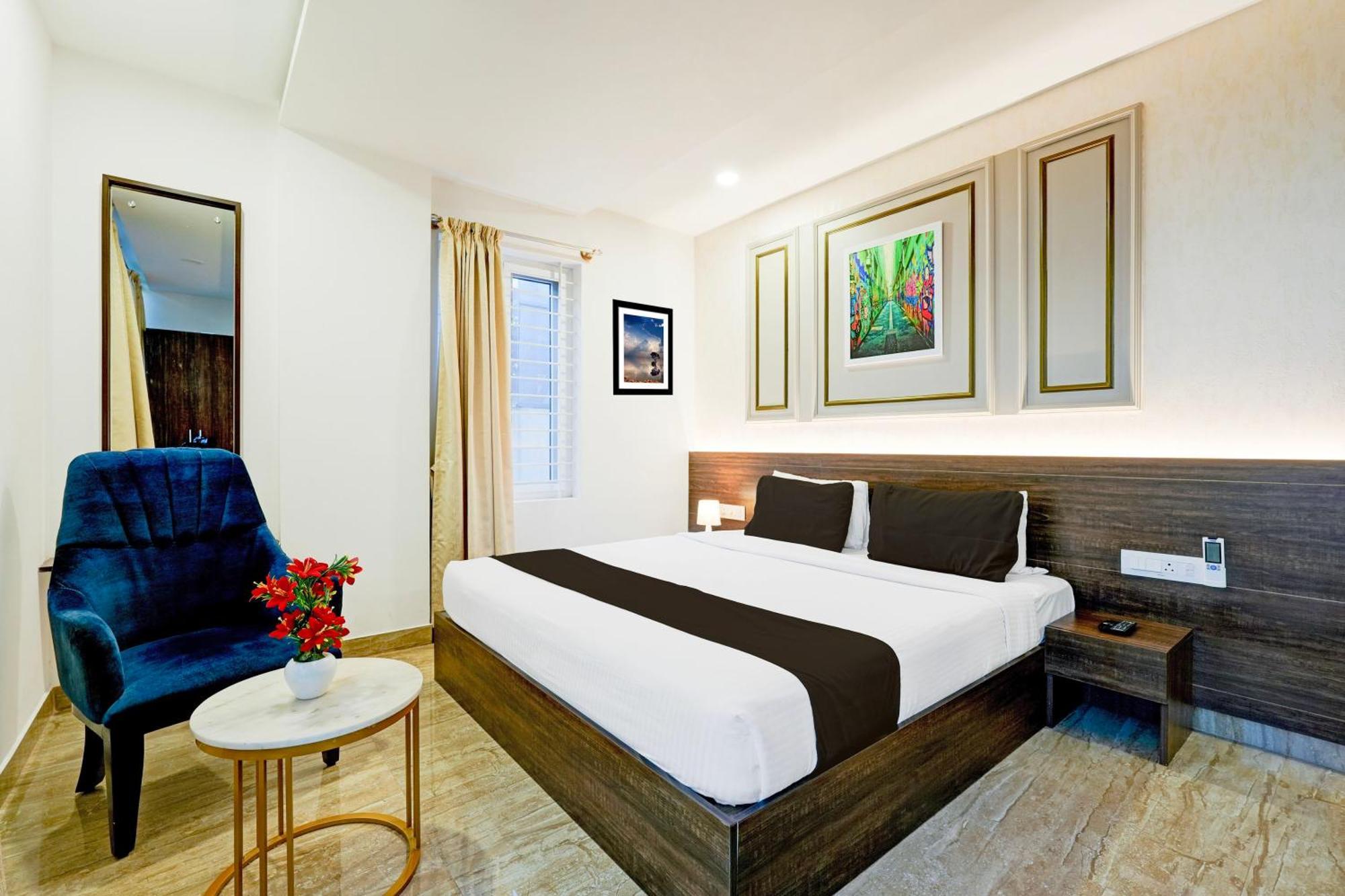Super Townhouse Oak Aecs Formerly Bangalore Times Exteriör bild