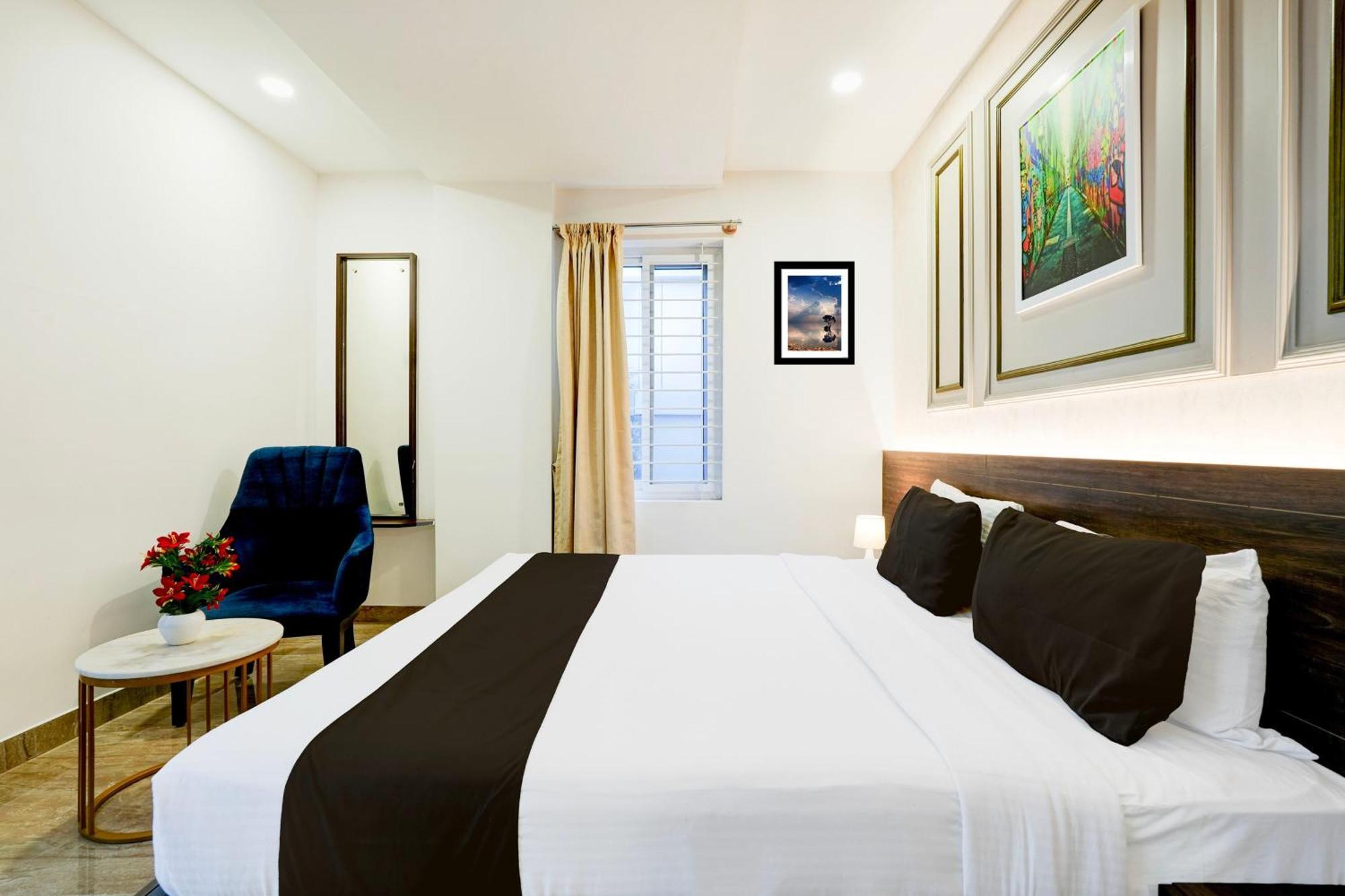 Super Townhouse Oak Aecs Formerly Bangalore Times Exteriör bild
